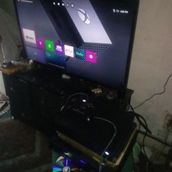 Xbox One X 1TB (Black) 