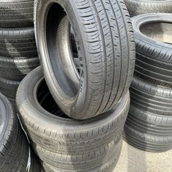 215/55/17 Set Of Kumho tires Installed 