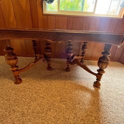 Dinning table 