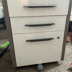 Mobile 3-drawer filing cabinet white and wood