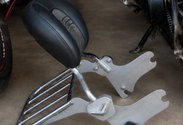 Harley Davidson Detachable Sissy Bar Backrest with Luggage Rack