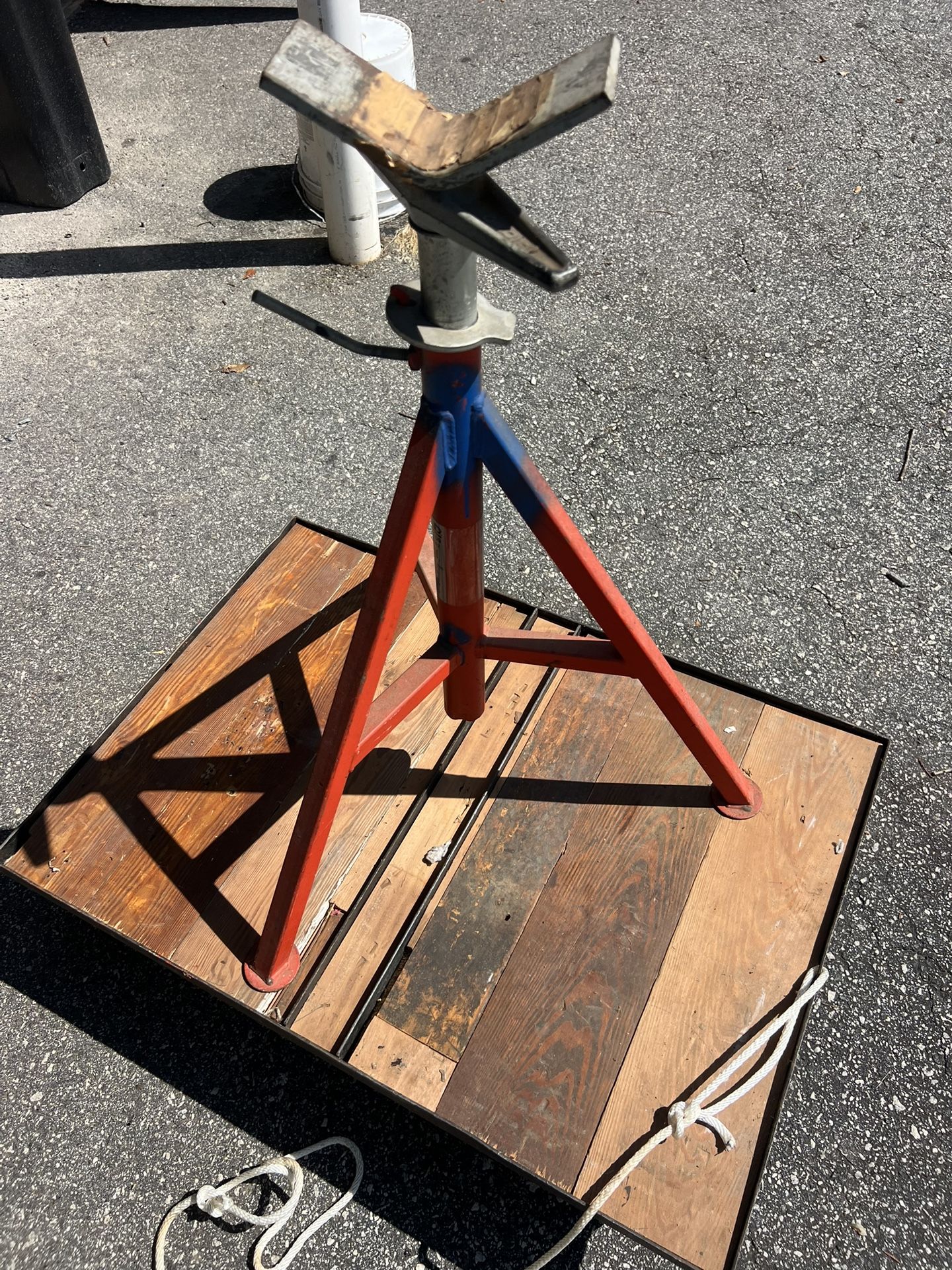 Ridgid V 99 Stand