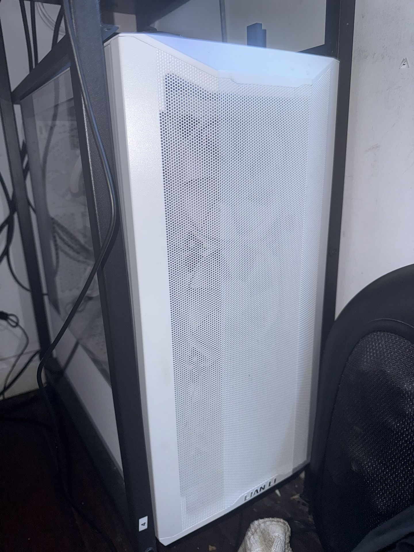Lain Li Case Pc Build 3060TI MSI