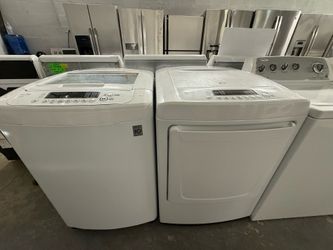 LG Washer And dryer Set “27 ( Lavadora y secadora )