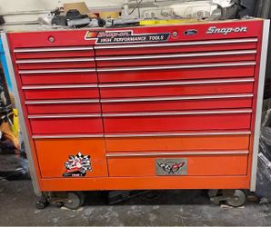 Snap-on High Performance Rolling Tool Cabinet