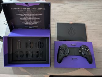 Elo Vagabond Mobile Gaming Controller w/ Case