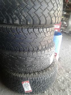 Tire LT285/70R17