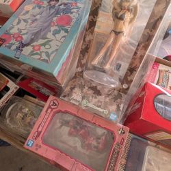Anime / Manga Collectibles 
