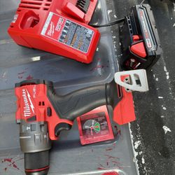 Hammer Drill Millwakee