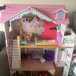 Kidkraft Dollhouse