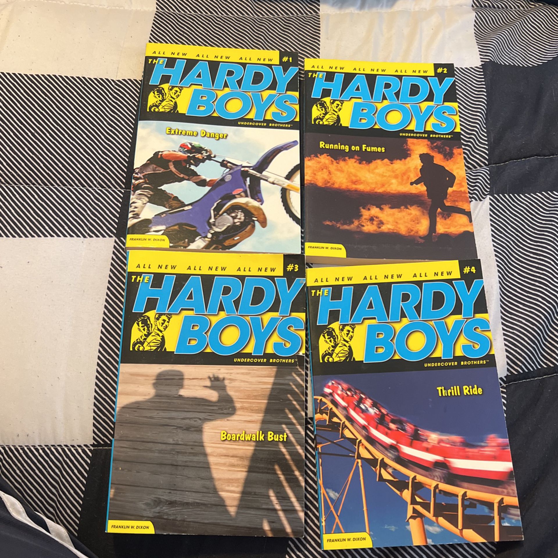 Hardy Boys Undercover Brothers Books 1-4