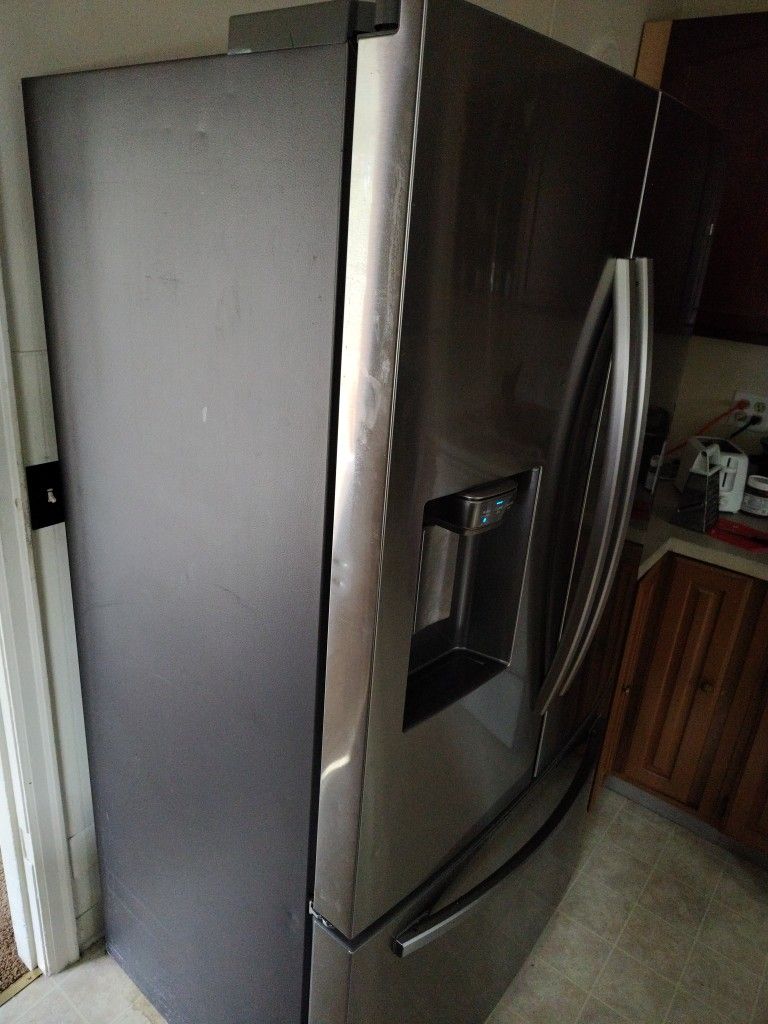 Samsung Refrigerator 