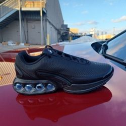 Brand New And Original Men's Nike Air Max's DN Sneakers Sizes 13