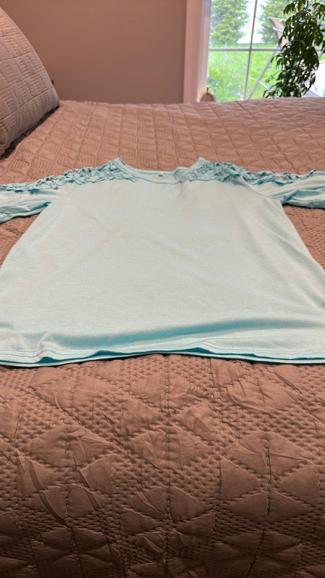 Ladies Medium Shirt