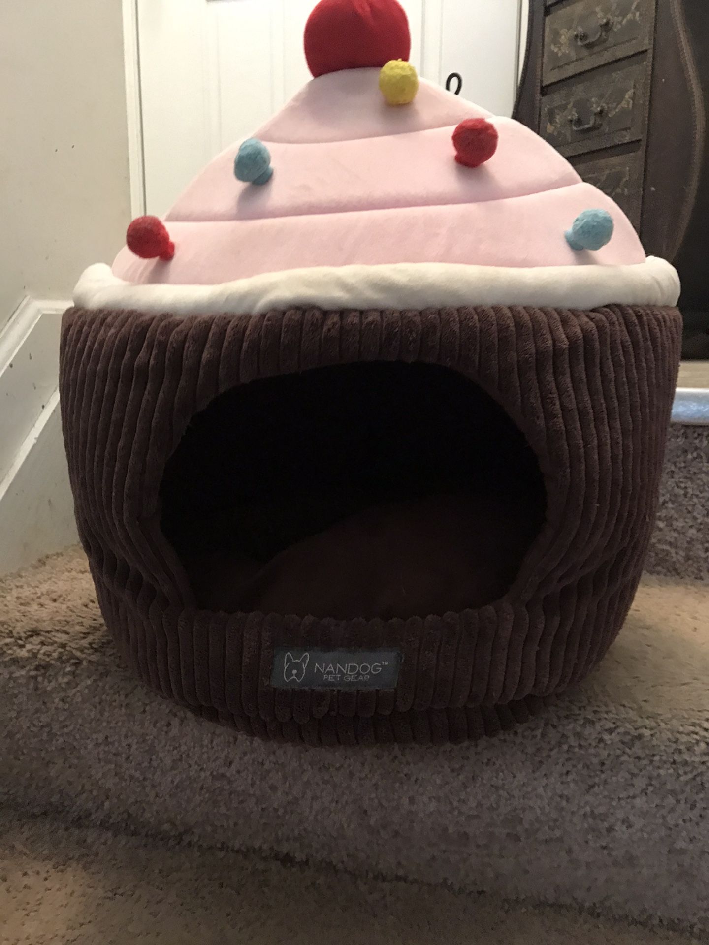 Dog/cat House