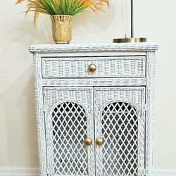 Vintage White Rattan Wicker Nightstand Entryway Table Accent Kitchen Wine Bottle Linen Drawer Shelf Storage Cabinets Gold Knobs