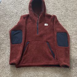 The North Face Campshire Pullover Hoodie  Quarter Zip