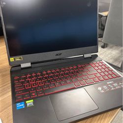 Acer Nitro 5 AN515-58-525P Gaming Laptop