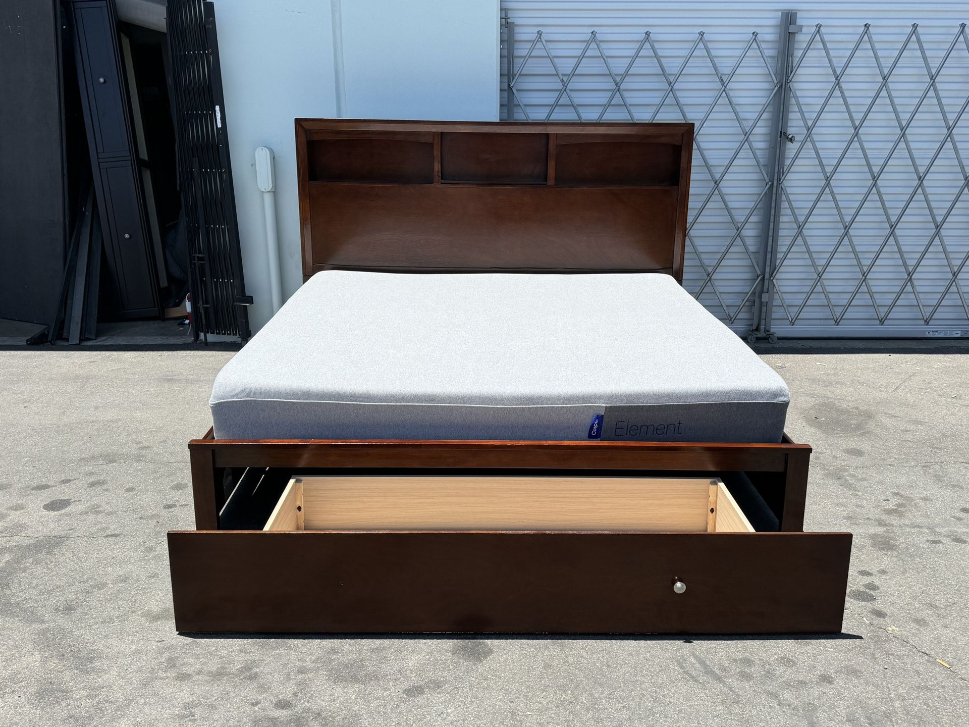 King Bed $399