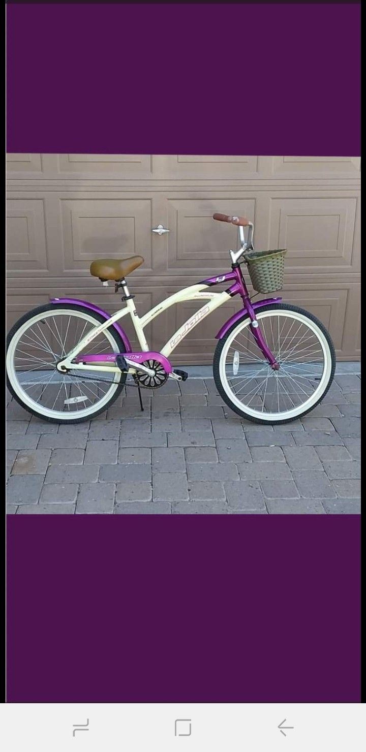 LA JOLLA 24 INCH WITH BASKET FIRM PRICE 90$ FIRST COME FIRST SERVE.