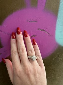 14k NAT DIAMOND RING
