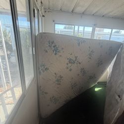 Free Matters And Box Spring Queen 
