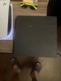 ps4+controller+4 games