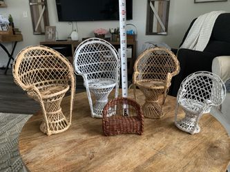 Wicker Peacock Doll Chairs