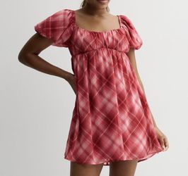 Live To Be Spoiled Red/Pink Plaid Babydoll Dress with Short Puff Sleeves, Juniors Size XS Extra-Small *Brand New with Tags* MSRP $34.99