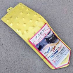 NEW vintage retro portable Save-A-Tow durable plastic recovery traction ramp for snow mud sand dirt roads