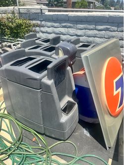 Dúo trash, cans with inserts for convenience, store, and gas stations