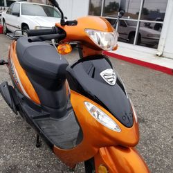 50cc Scooters No Driver's License Needed!! Financing Available