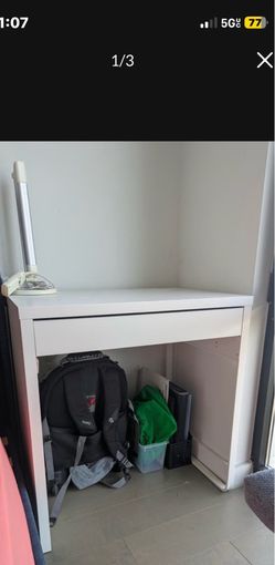 Desk With A Drawer