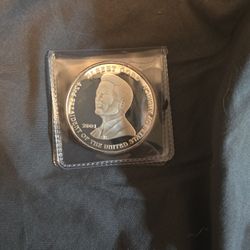1 Oz 2001 999 Silver Election Coin
