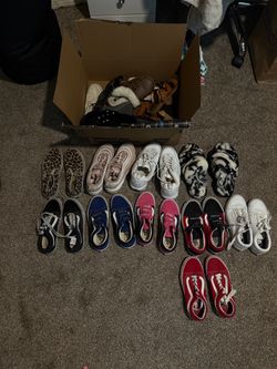 Women’s shoes size 5/6