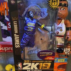 LeBron James Figure