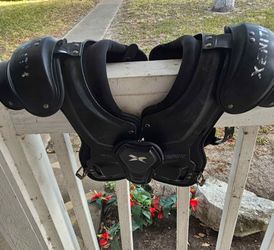 Football Shoulder Pads Small Youth Size Xenith