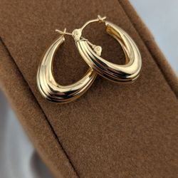 ✨💛14K Yellow Gold Hoops 1.10g.|.75"✨ 💛
