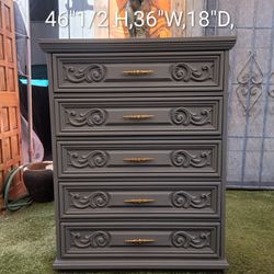 Gray Vintage Bassett 5 Drawer Wood Dresser 