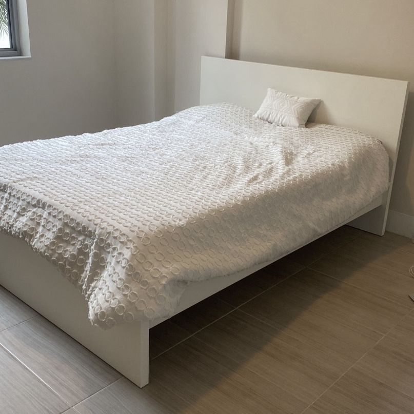 Ikea Bed With Memory Foam Mattress