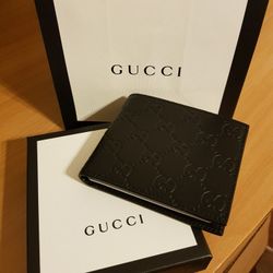 Gucci Bi-Fold Wallet