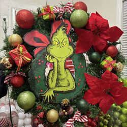 Grinch Christmas Wreath