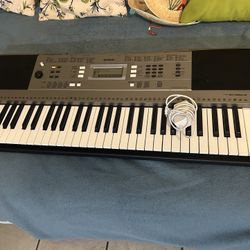 Yamaha PSR-E353 Keyboard 