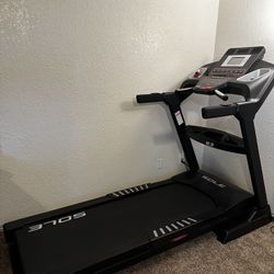 Sole F63 Treadmill