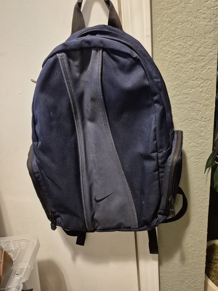 Mochila Nike Muy Buena Condición