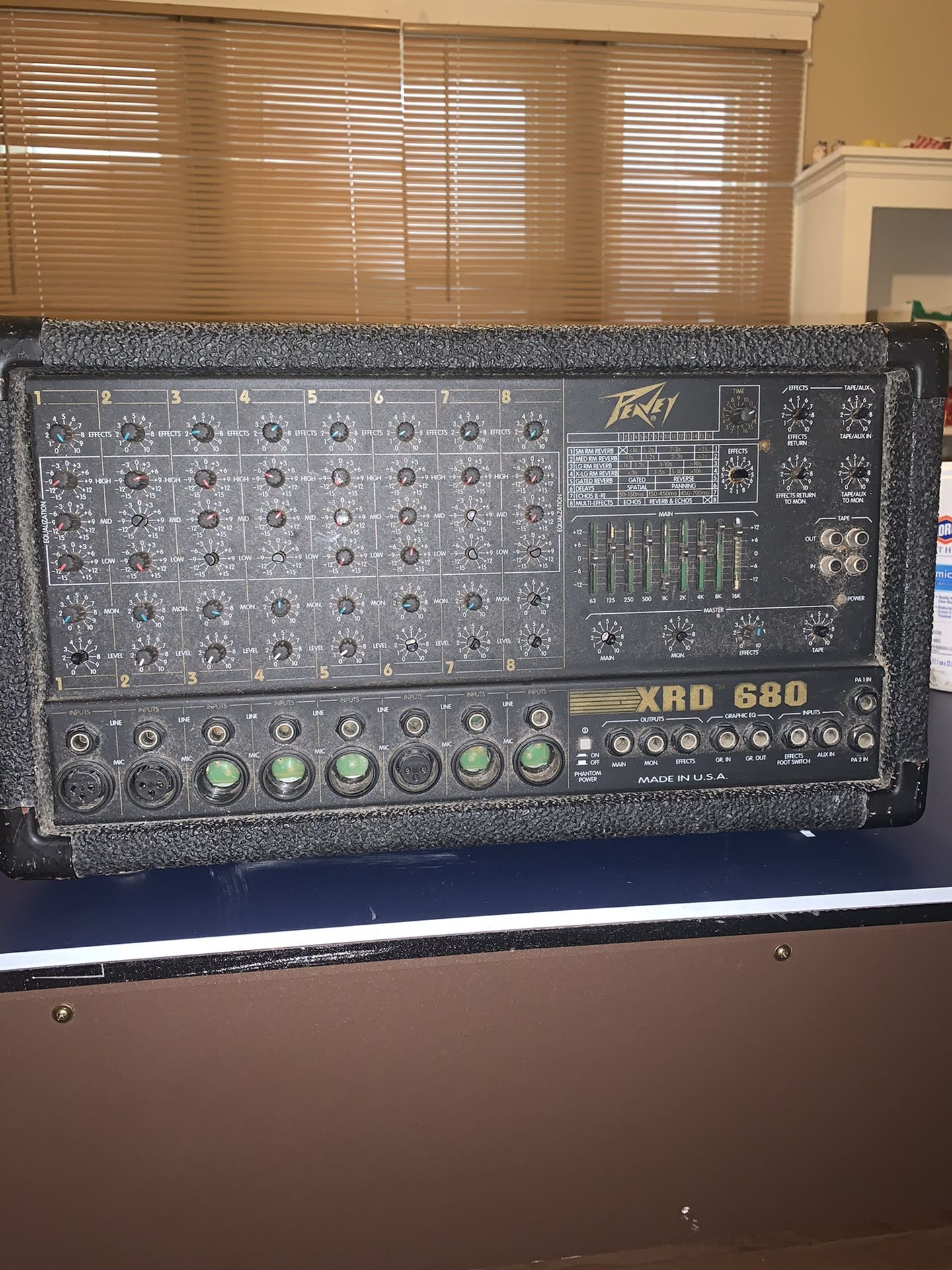 Peavey XRD-680 Mixer