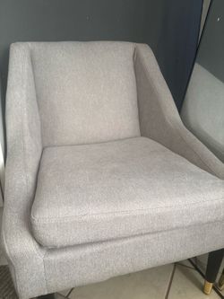 Accent chair