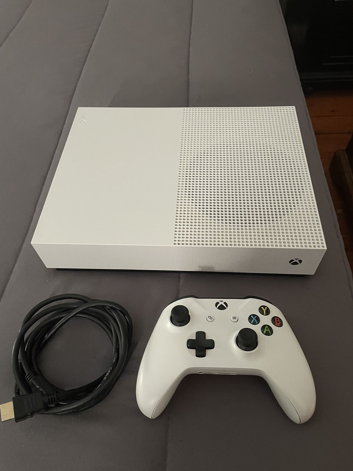 Xbox One S