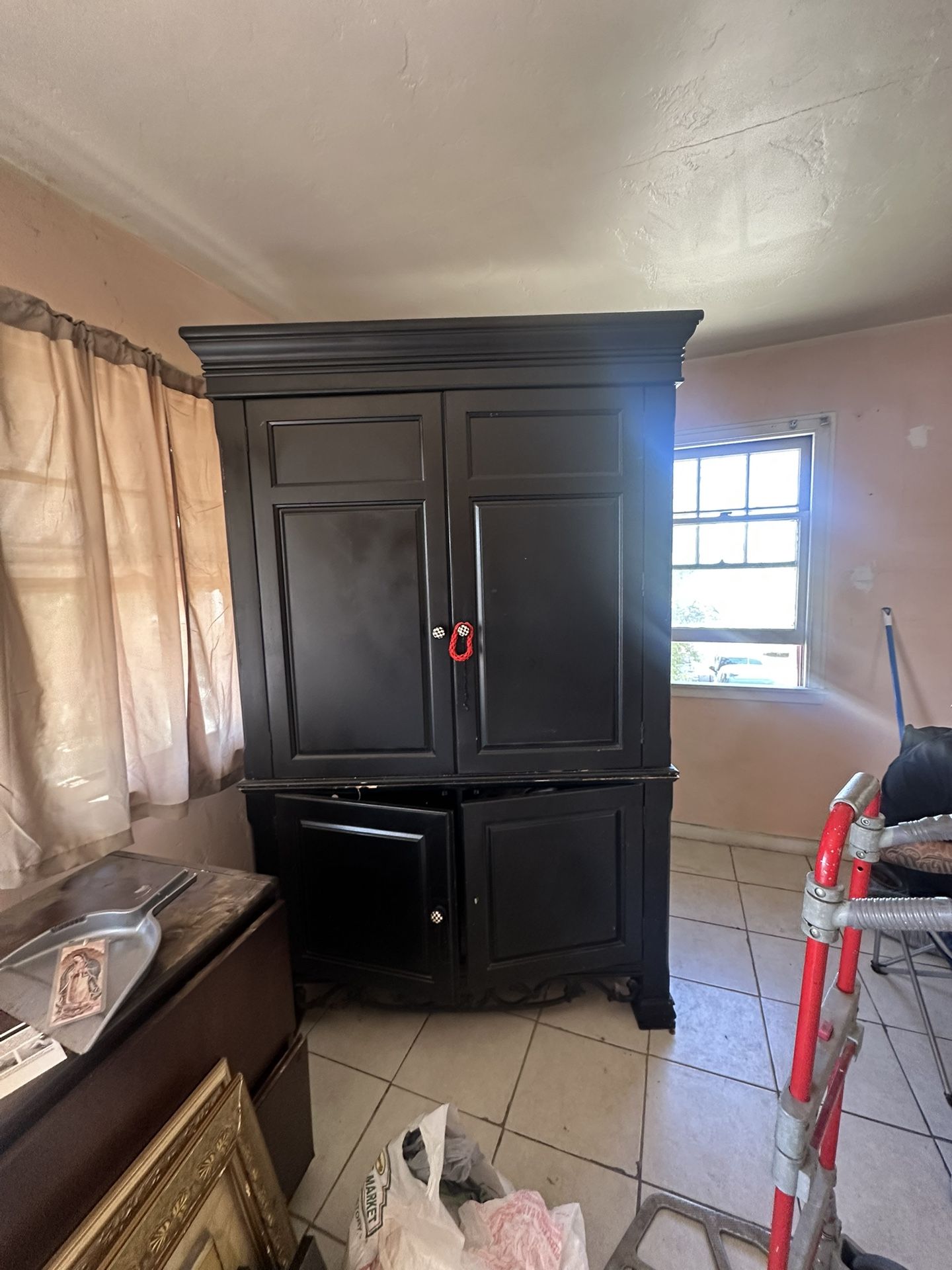 Cabinet Dresser