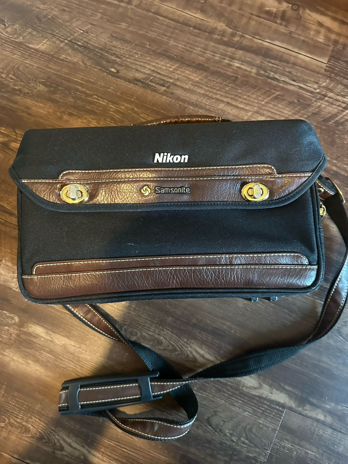 Vintage Samsonite Nikon Camera Bag